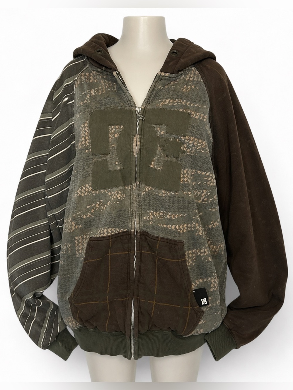 Y2K DC Shoes Brown Gray Zip Up Jacket